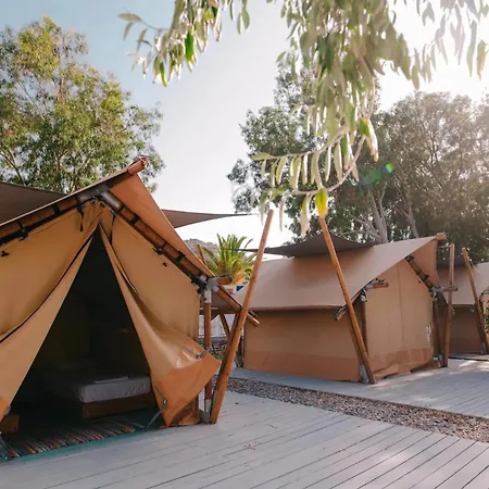 Far Out Beach Club Resort & Camping Mylopotas Buitenkant foto